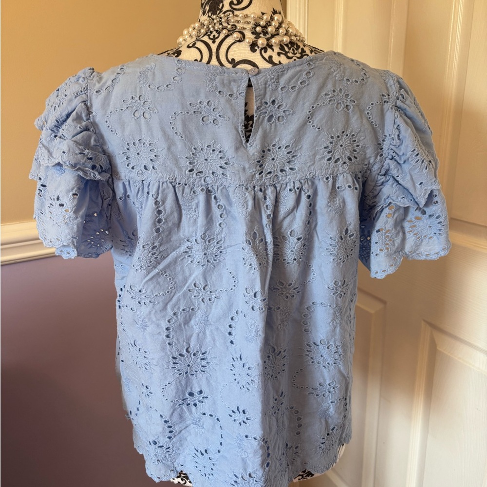 Catherine Malandrino- women’s Blue Eyelet Ruffle Sleeve Top, lined, size XL - Picture 6 of 10